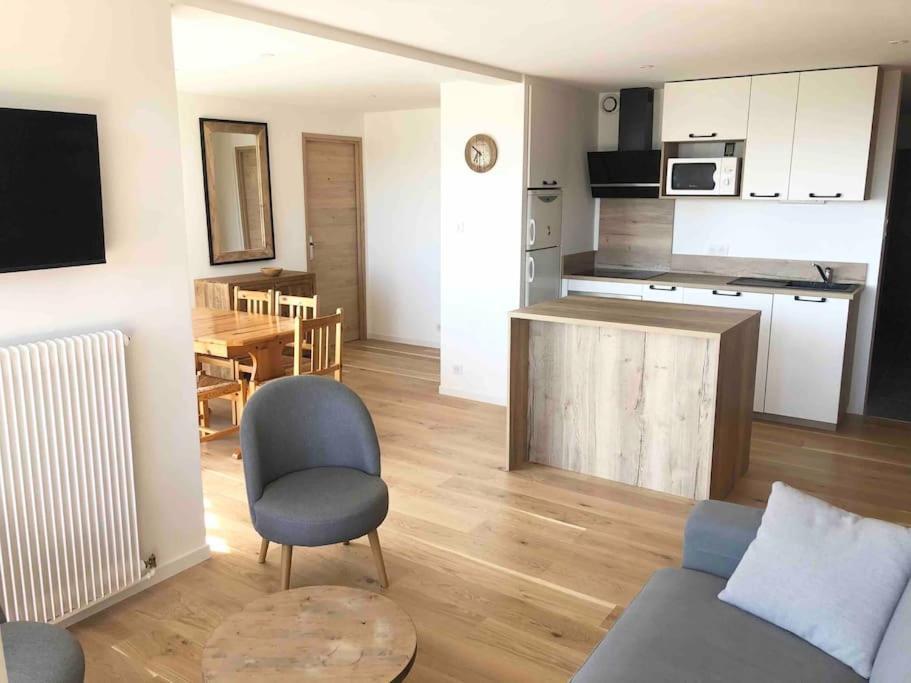 3 Pieces, 6 Personnes Apartment Шамрус Екстериор снимка